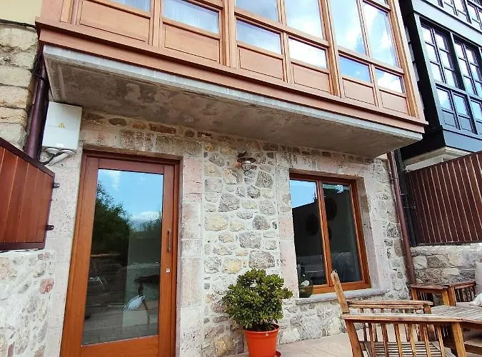 Salitre En El Cuera * Llanes